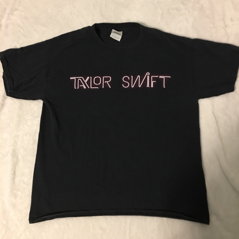 Taylor Swift 1989 World Tour YOUTH Tee 💃